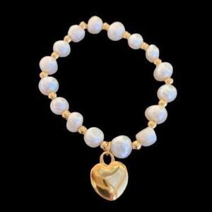 Real Pearl & Gold Heart Stretch Bracelet - Celebrating Unique Beauty